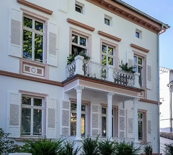 Stilvolles Garten-appartment Im Kurgebiet