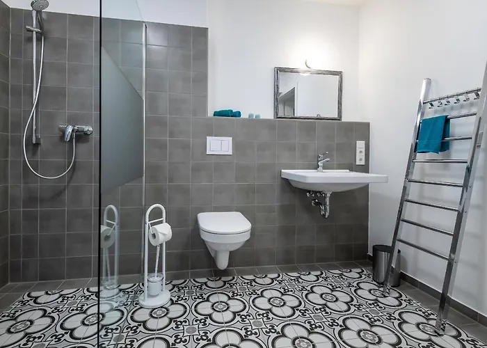 Stilvolles Garten-appartment Im Kurgebiet Бад-Кройцнах